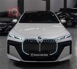 بي ام دبليو الفئة 7